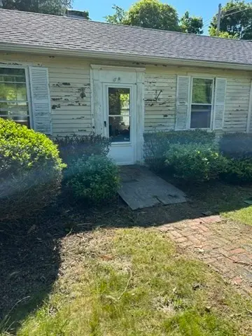 1 Prides Park Ave, Beverly, MA 01915