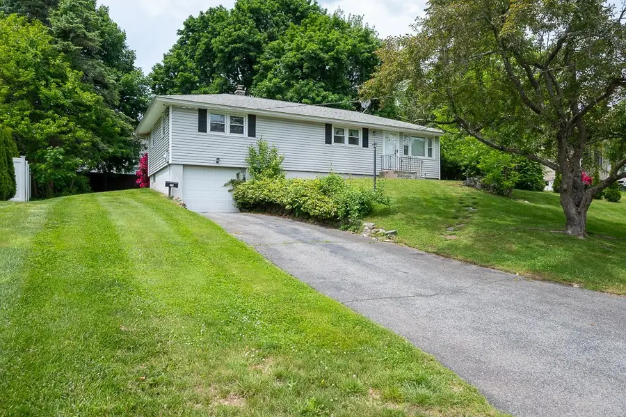 27 Chevy Chase Rd, Worcester, MA 01606 - #2