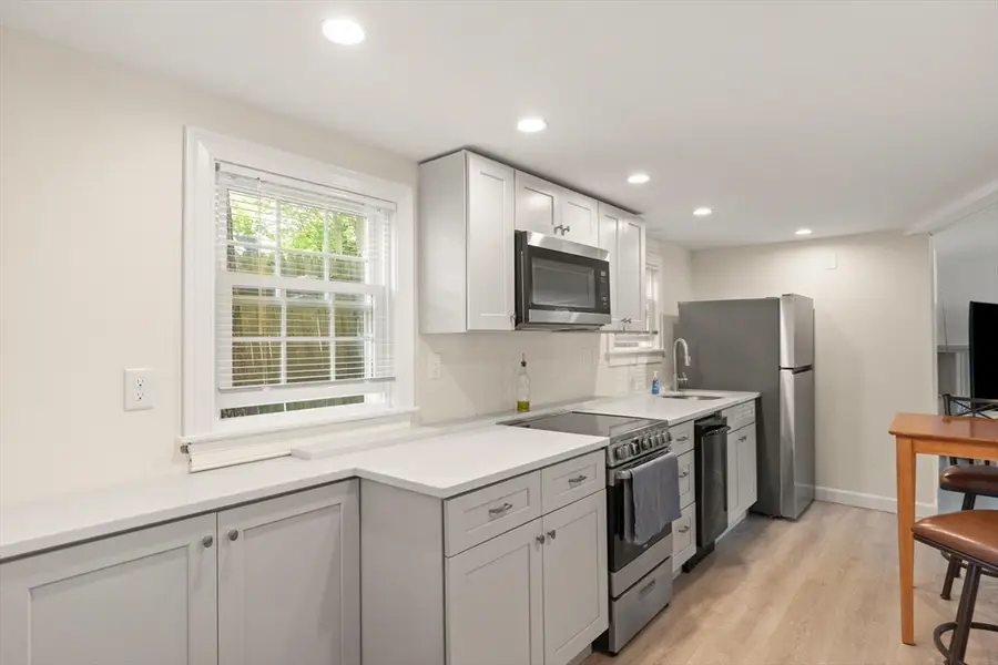 335 Cabot St, Beverly, MA 01915 - #3
