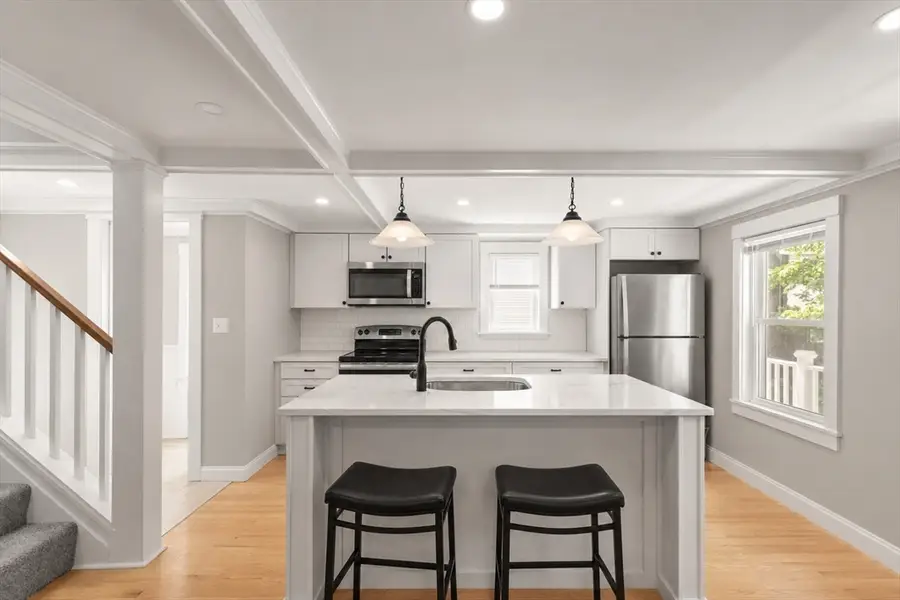 335-R Cabot St, Beverly, MA 01915 - #2
