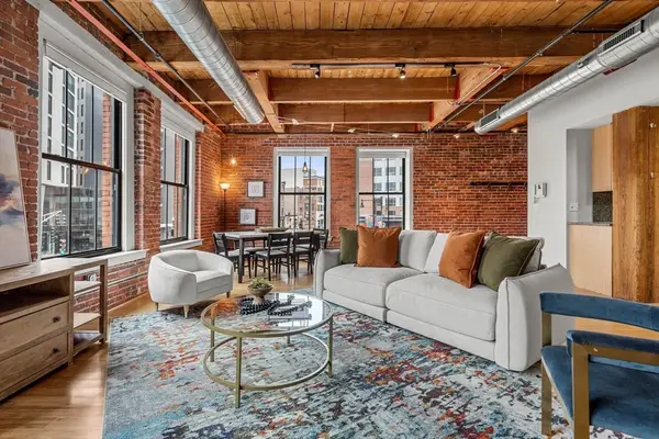 9 W Broadway #301, Boston, MA 02127
