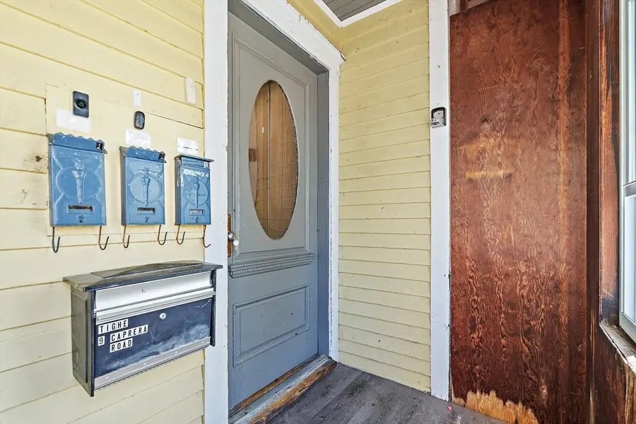 9 Caprera Rd, Worcester, MA 01604 - #3