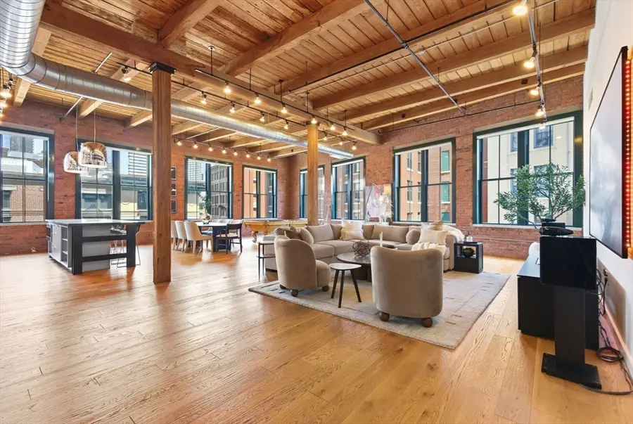 49 Melcher St #PH501, Boston, MA 02210 - #3