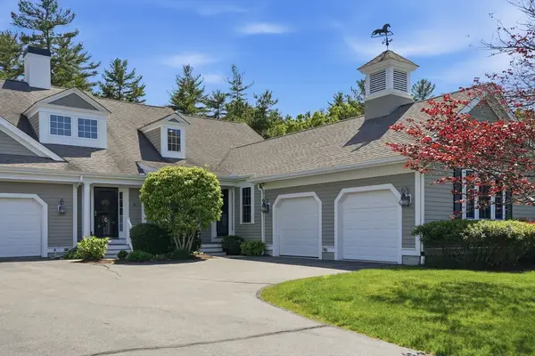 26 Hayloft Ln #26, Marshfield, MA 02050