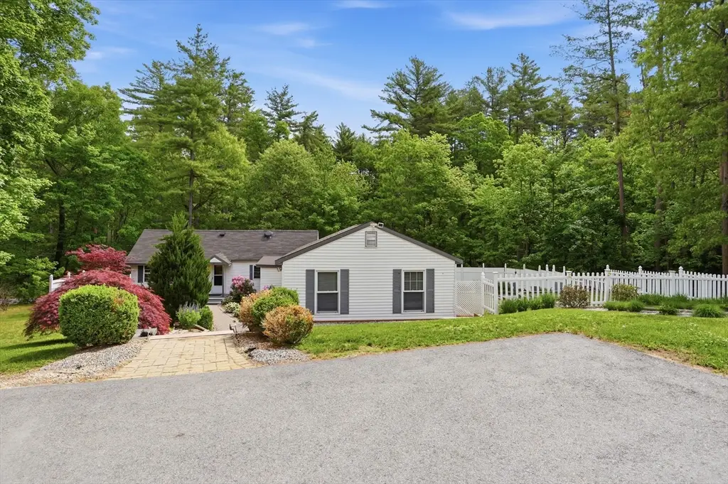 11 Mt Paul Road, Tyngsborough, MA 01879 - #1
