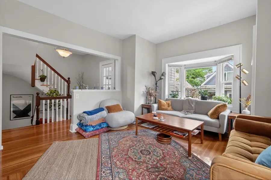 62 Hudson St #2, Somerville, MA 02143 - #3