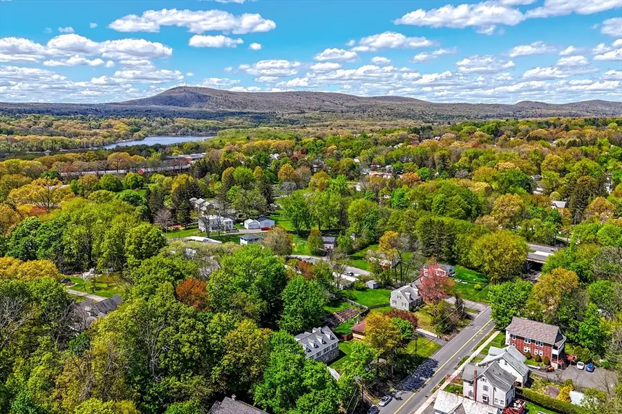 58 Bardwell St, South Hadley, MA 01075 - #2