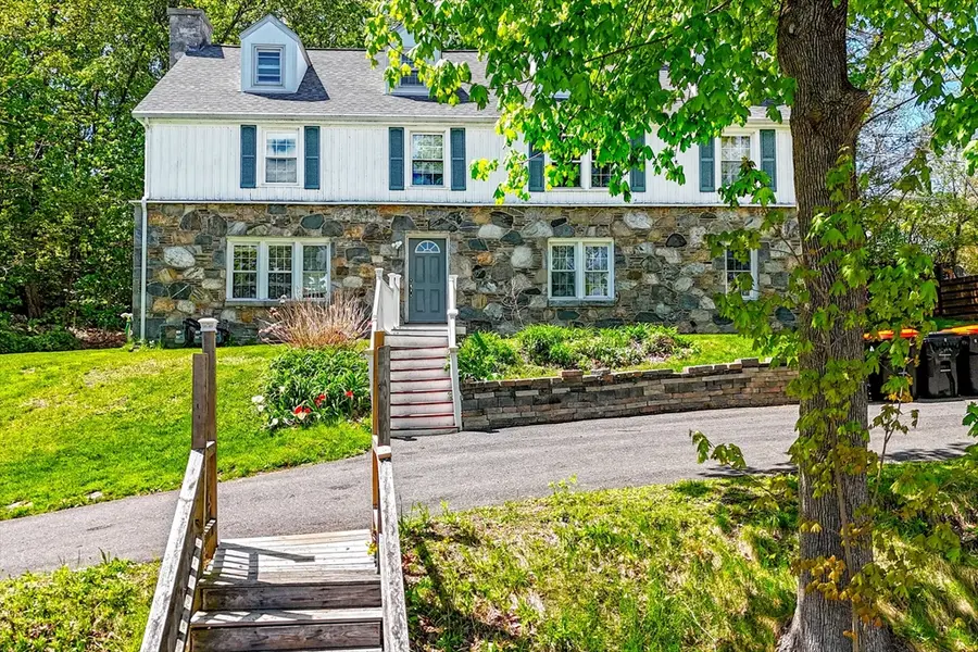 58 Bardwell St, South Hadley, MA 01075 - #3