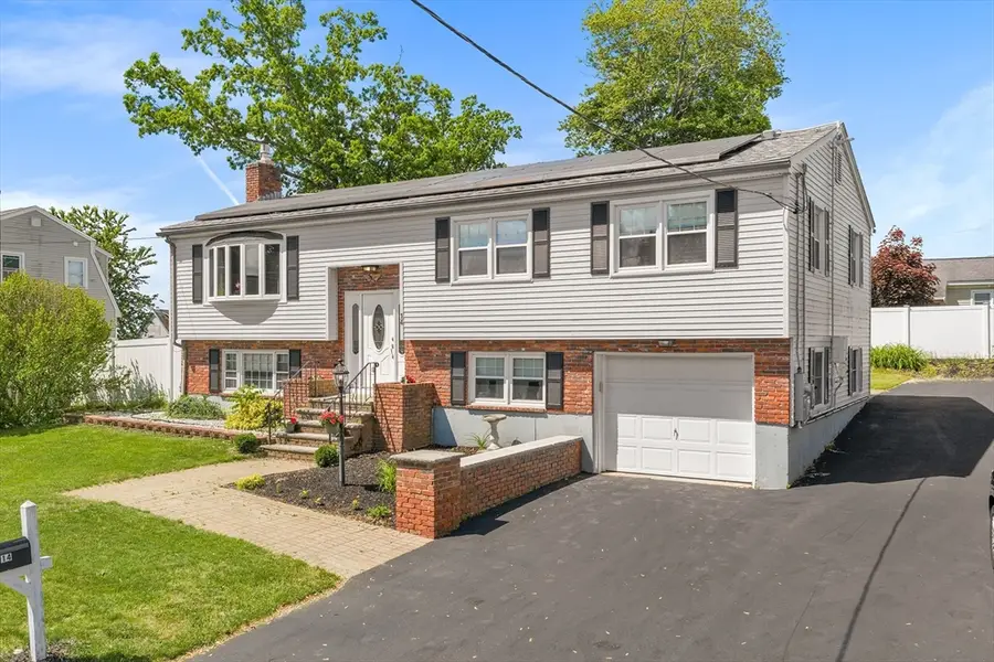 14 Weybossett St, Methuen, MA 01844 - #2