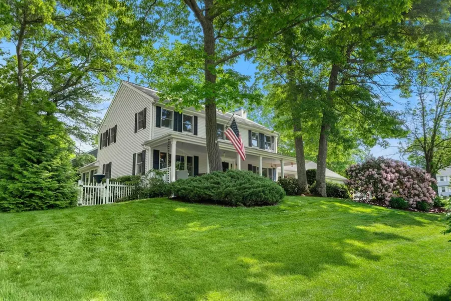 10 Captain Cir, Tewksbury, MA 01876 - #3