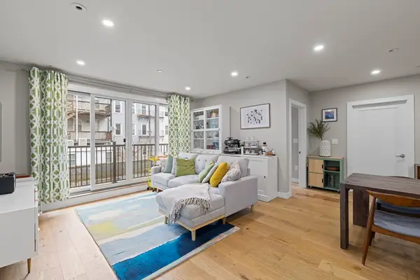 10 Everett #204, Boston, MA 02128