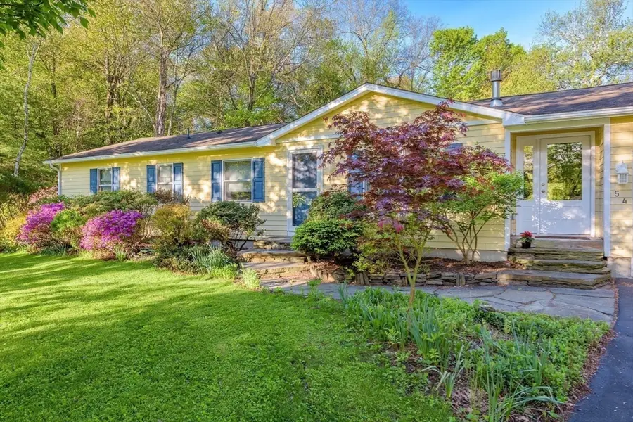 54 Deepwoods Dr, Amherst, MA 01002 - #3
