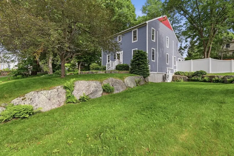 28 Modoc Street, Worcester, MA 01604 - #3