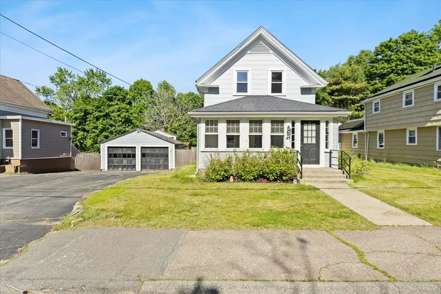 49 Pleasant St, Holbrook, MA 02343 - #2