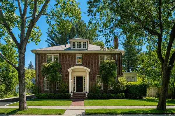 61 Larchwood Drive, Cambridge, MA 02138