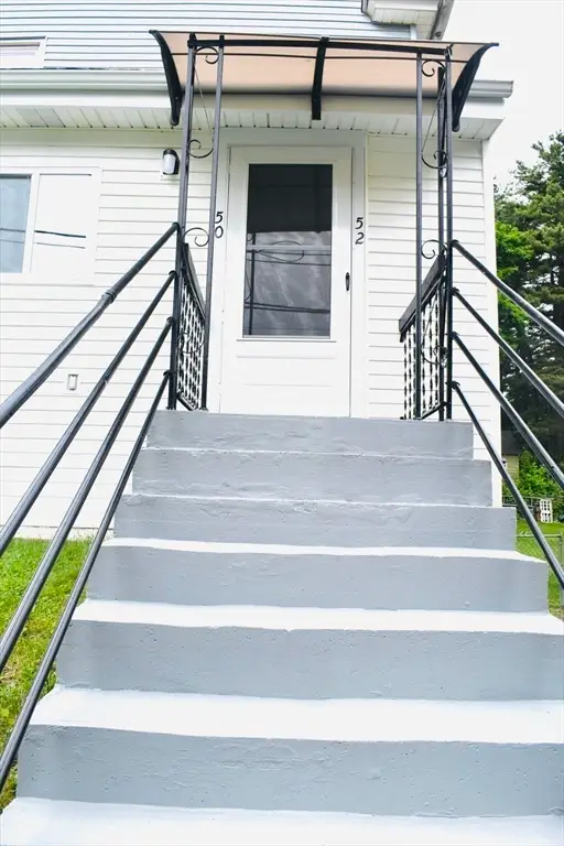 50-52 Balis St, Springfield, MA 01109 - #2