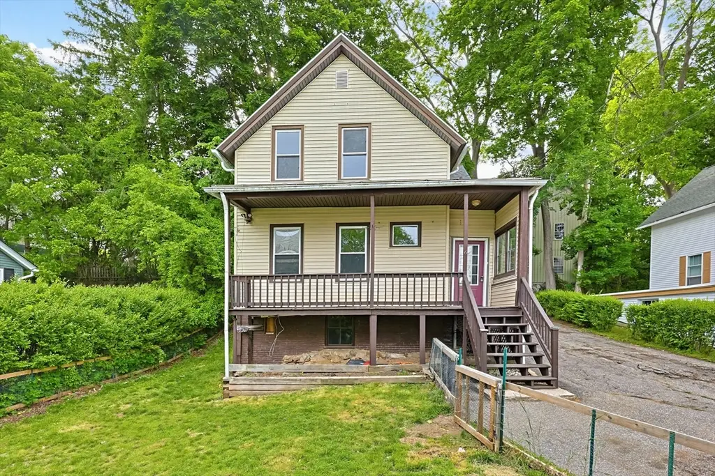 6 Walker Ct, Southbridge, MA 01550 - #1