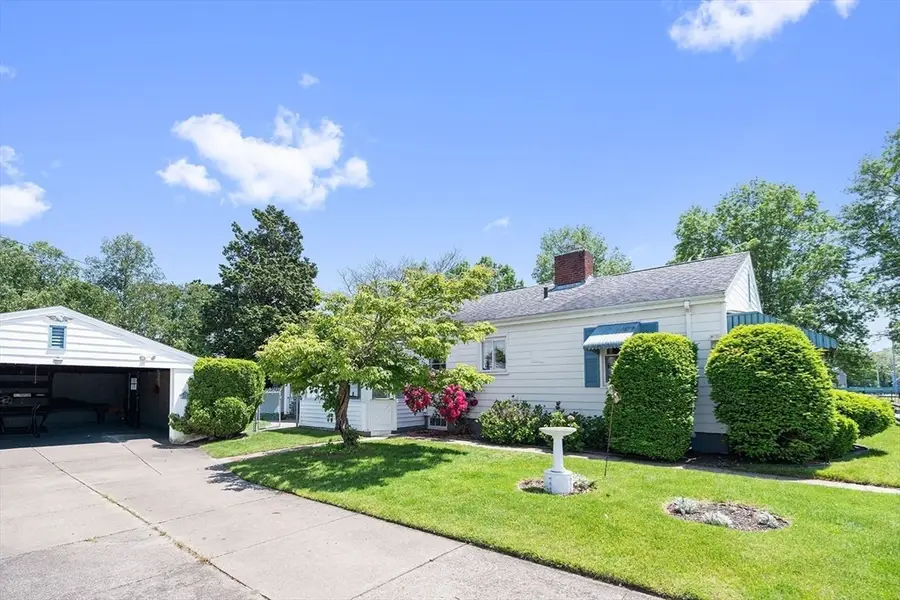 59 Brooklawn St, New Bedford, MA 02745 - #3