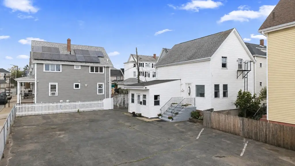 22 County St, New Bedford, MA 02744 - #1