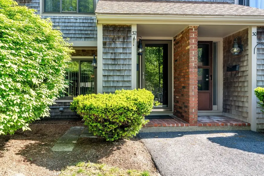 32 Townhouse Terrace #32, Hyannis, MA 02601 - #3