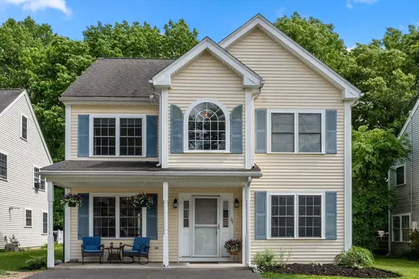 101 Orchard St, Tewksbury, MA 01876