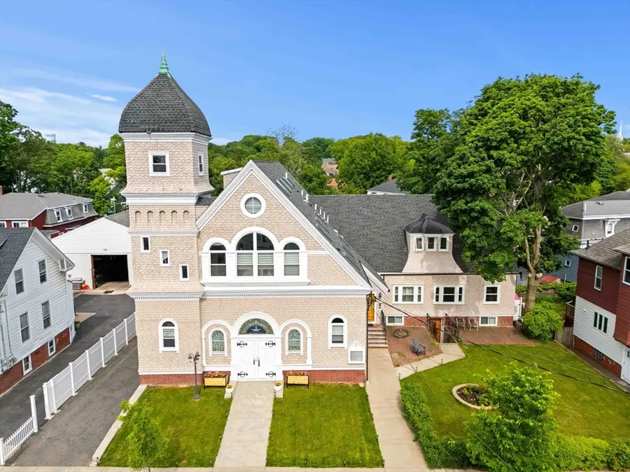 143 Burrill St #102, Swampscott, MA 01907 - #2