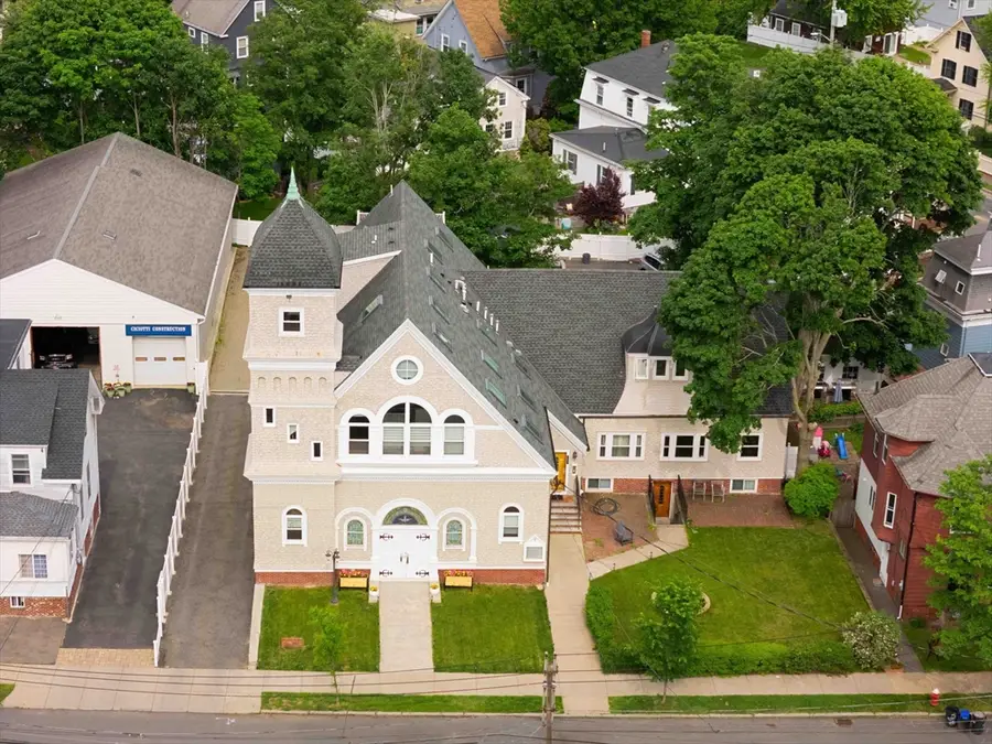 143 Burrill St #102, Swampscott, MA 01907 - #3