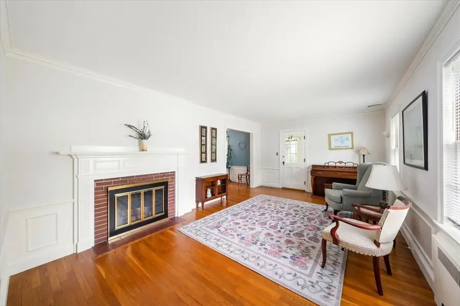 89 Melrose Ave, Needham, MA 02492 - #2