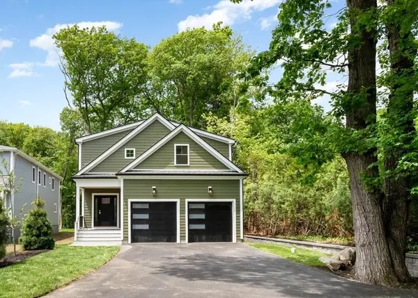 89 Spring St, Lexington, MA 02421
