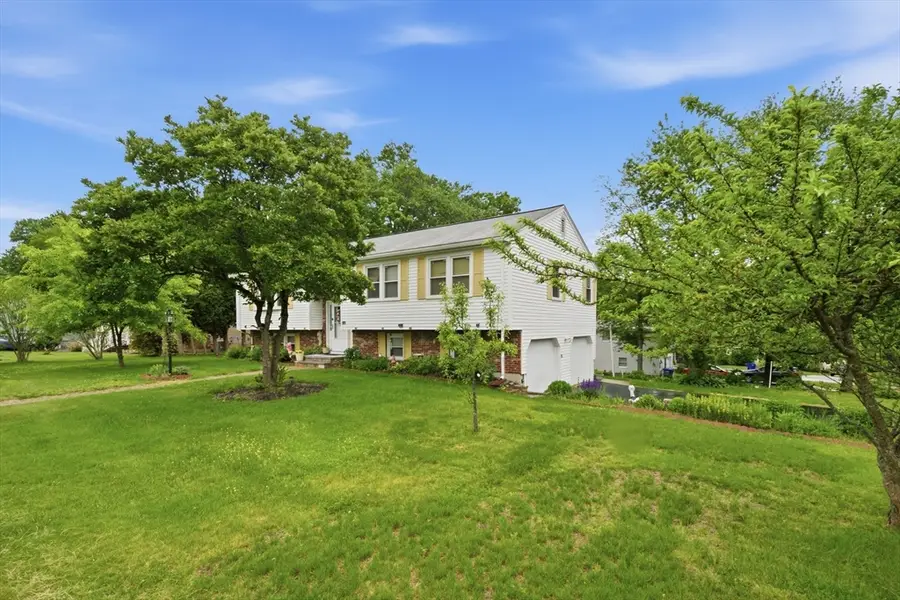35 Purdue Dr, Milford, MA 01757 - #2