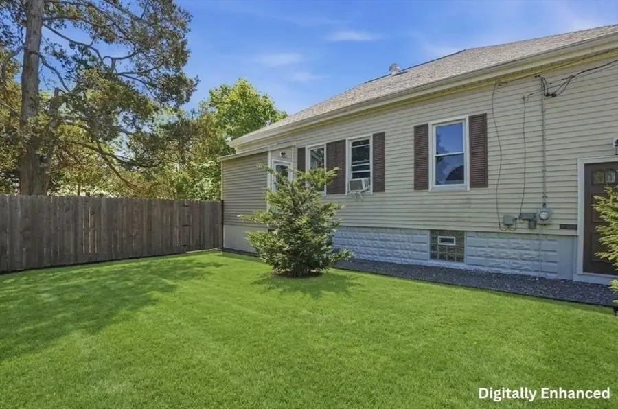 30 Buttonwood Rd, Dartmouth, MA 02748 - #3