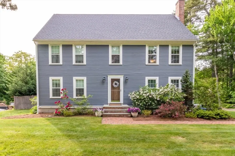745 Washington St, Walpole, MA 02081 - #2