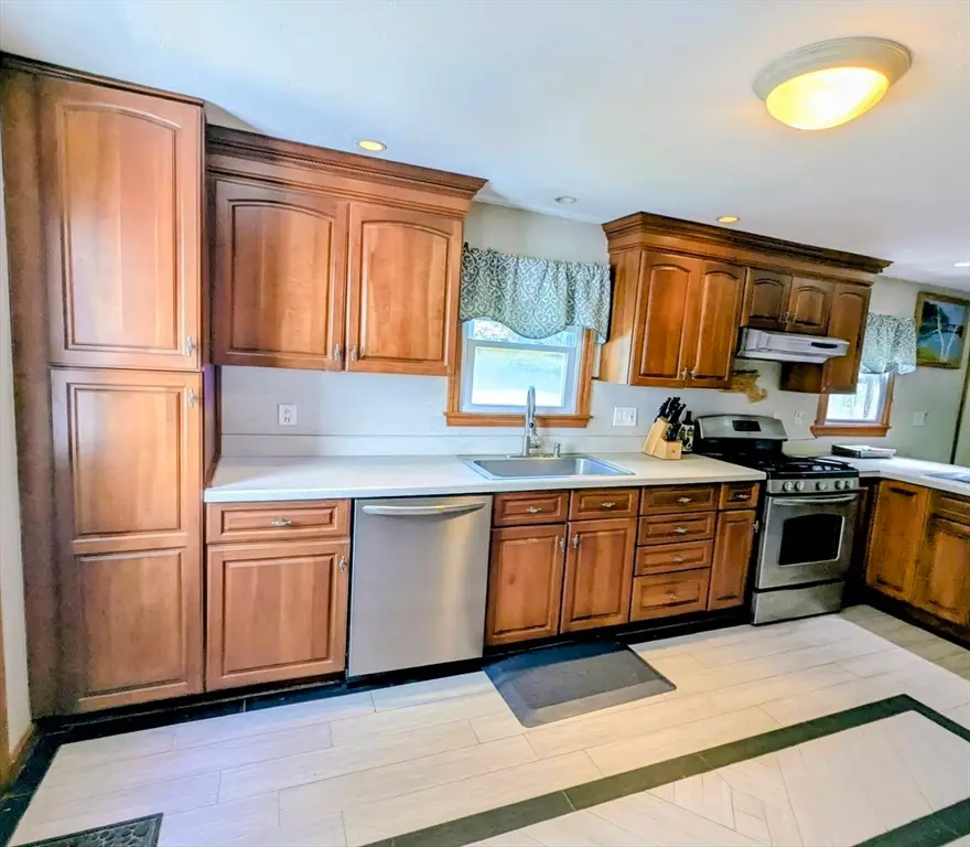 373 Hancock St, Abington, MA 02351 - #2