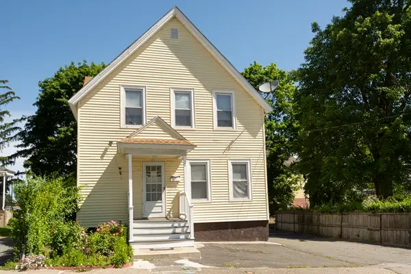 2 Kosta St, Worcester, MA 01607