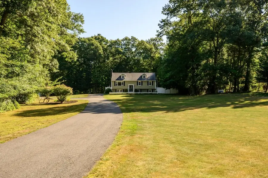 258 State St, Hanson, MA 02341 - #3