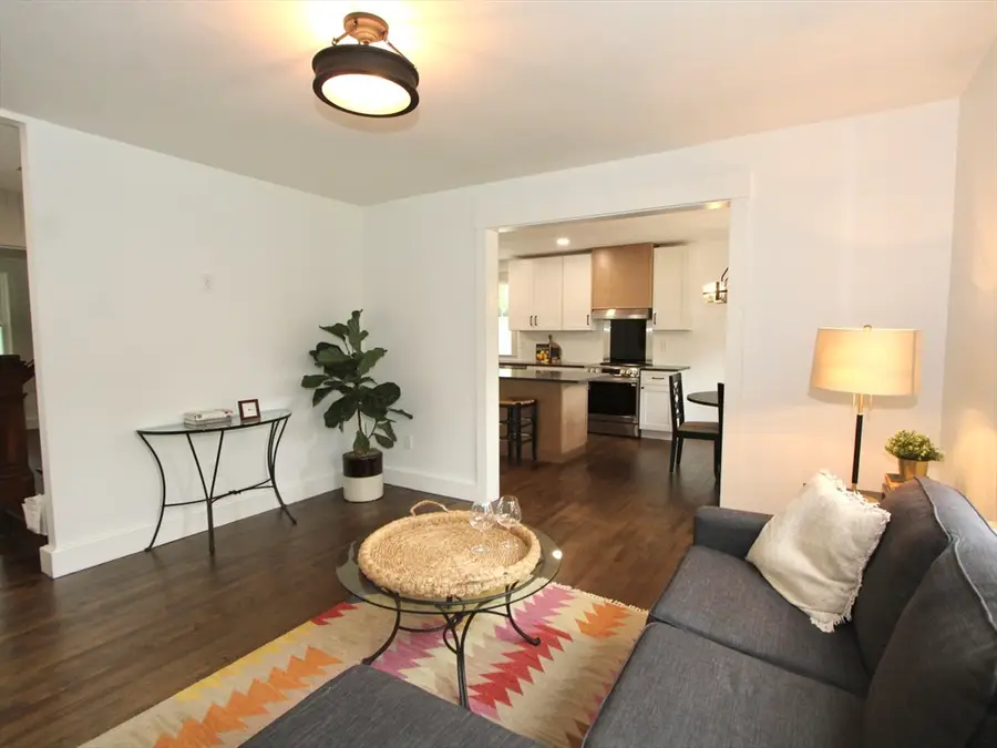 7 Albemarle St, Worcester, MA 01605 - #2