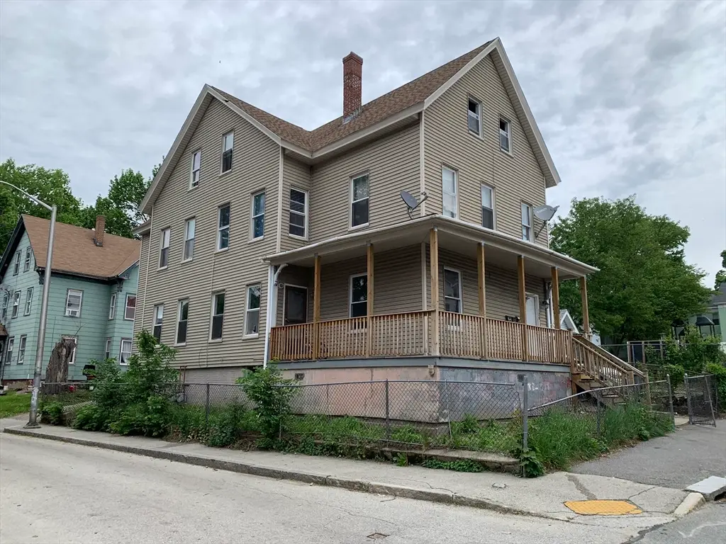 128 Austin St, Worcester, MA 01609 - #1