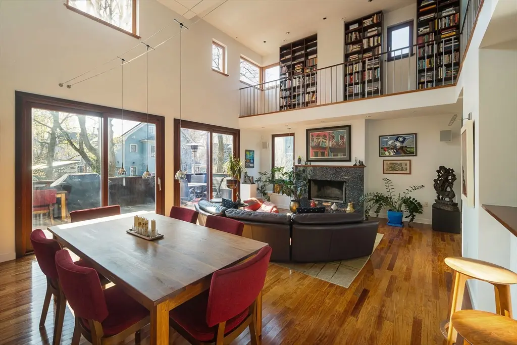 10 Newell St, Cambridge, MA 02140 - #1