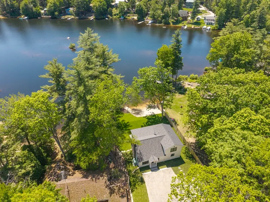 39 Lakeview Dr, Nottingham, NH 03290 - #3