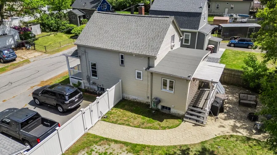 119 James St, Acushnet, MA 02743 - #3