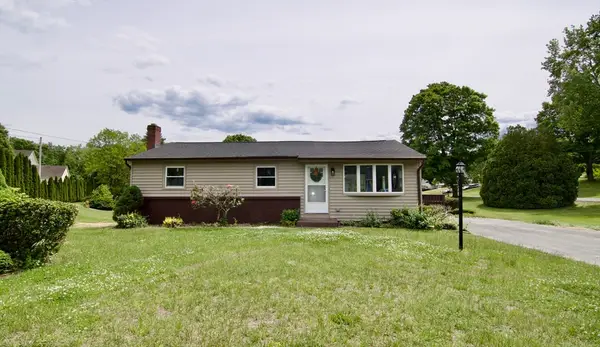 464 Poole St, Ludlow, MA 01056
