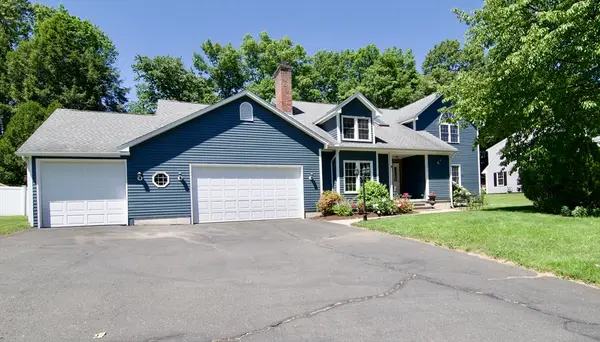 83 Pineridge Dr, Westfield, MA 01085