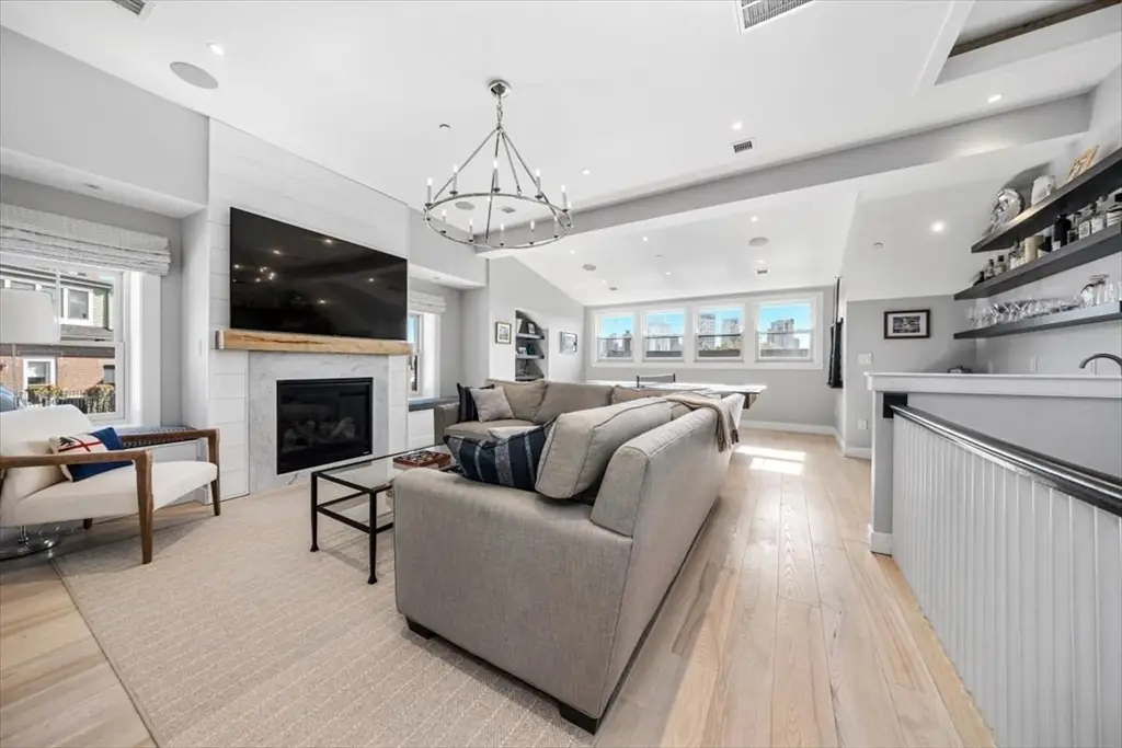 5 Wallace Court, Boston, MA 02129 - #1