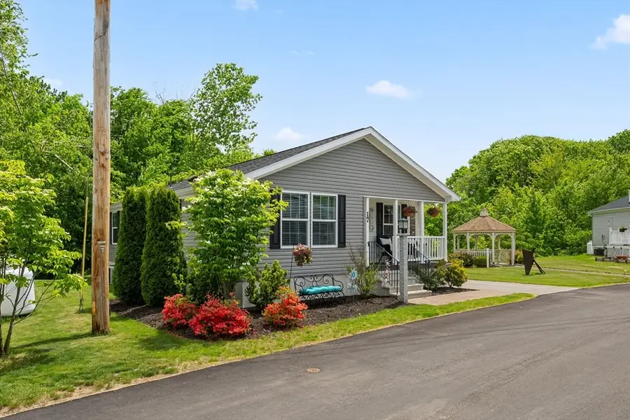 17 Lantern Lane, Rutland, MA 01543 - #3