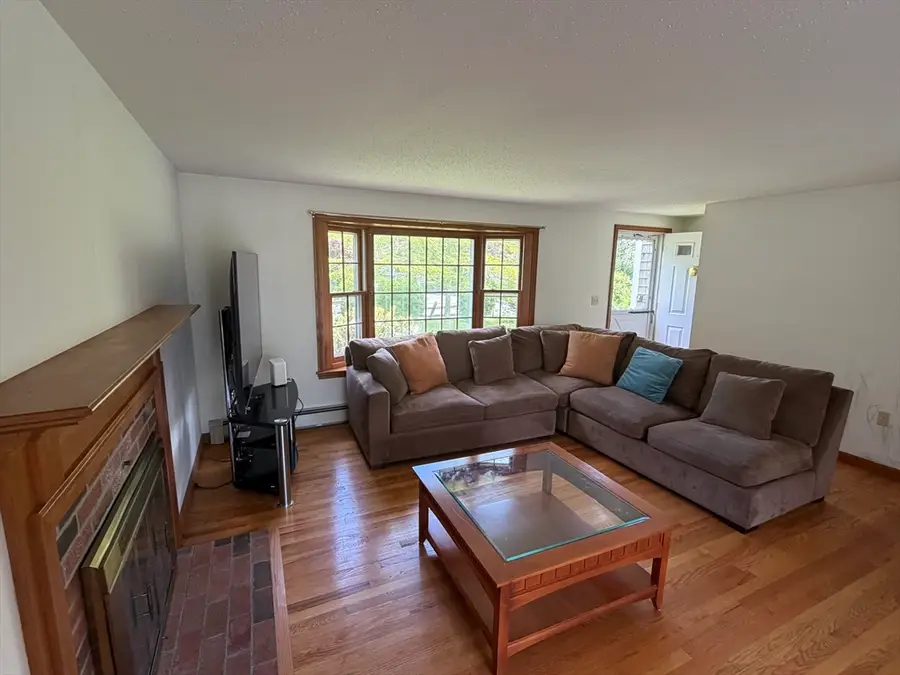 164 Eileen St, Yarmouth Port, MA 02675 - #3