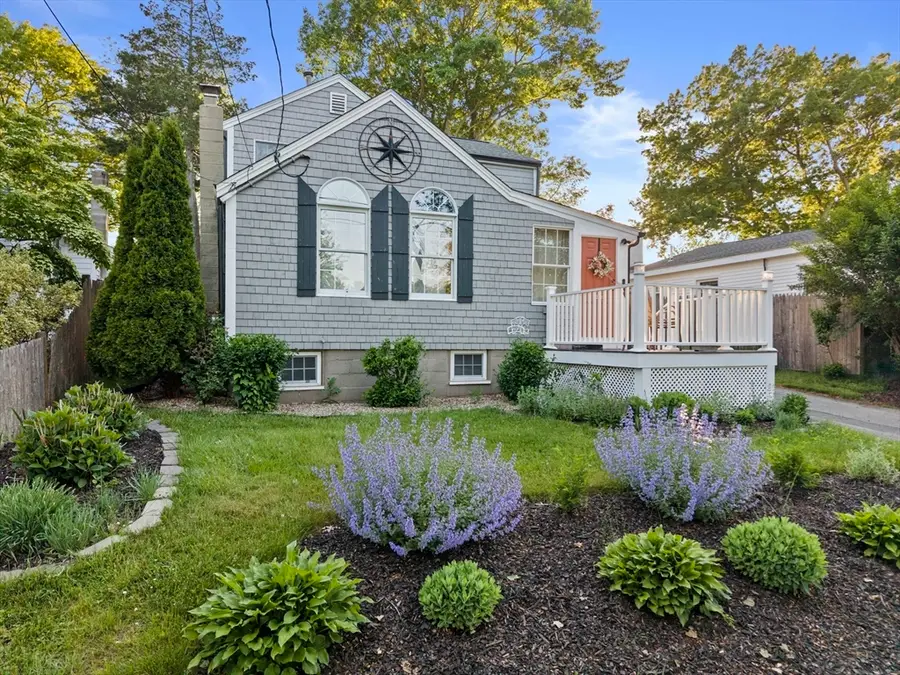 129 Greenvale Ave, Weymouth, MA 02188 - #2