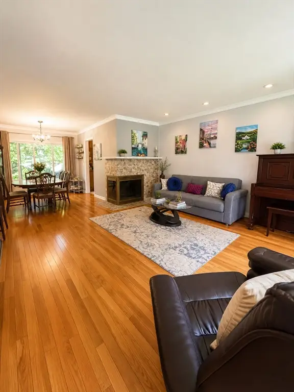 17 Retrop Rd, Natick, MA 01760 - #2