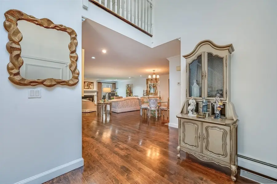 439 Dedham St #C, Newton, MA 02459 - #3