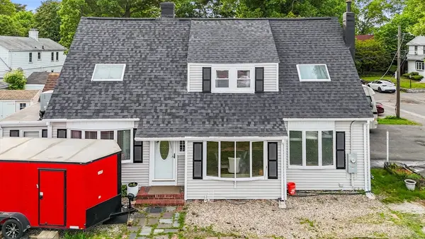 628 Broadway - Aka 628 Ward Ter, Lynnfield, MA 01940