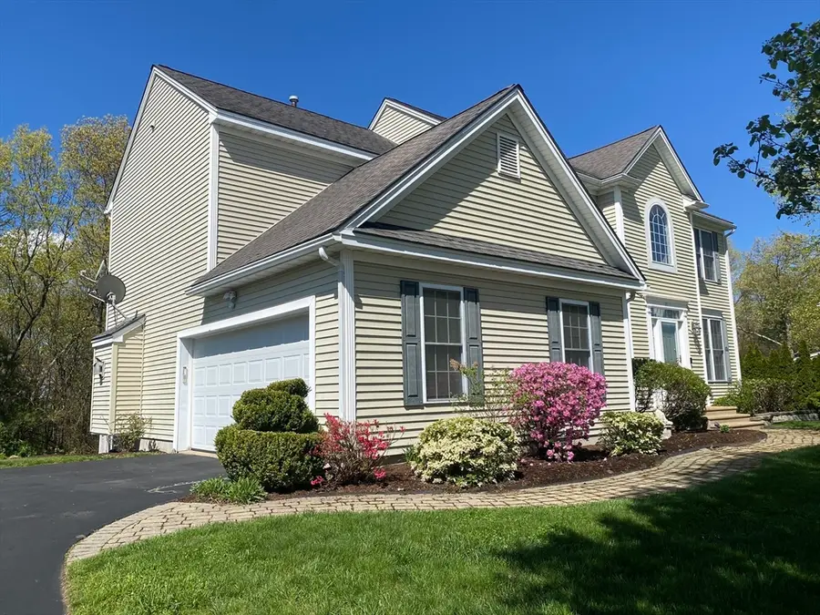 21 Seaver Farm Ln, South Grafton, MA 01560 - #2